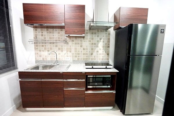 picture 3-story townhouse for rent near The Mall Bangkapi, 220 sq m. 4 bedrooms, 3 bathrooms, 5 air conditioners, fully furnished and equipped. - 6/7