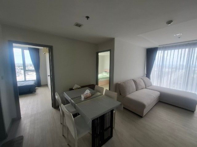 picture Grene Chaengwattana Grene Chaengwattana - 8/10