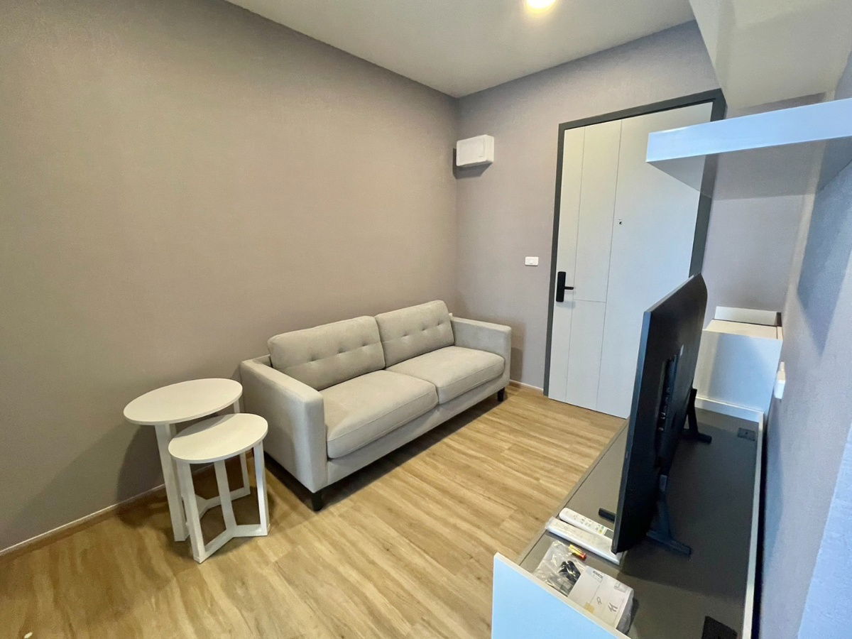 picture For Rent  🏢✨  THE STAGE Mindscape Ratchada - Huaikhwang  MRT Huaikhwang  Interested, add Line @255ghzjq. Add @ too. ꔛ - 7/8