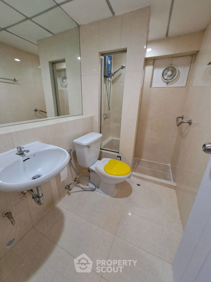 รูป คอนโด 2-ห้องนอน ที่ ทองหล่อ ทาวเวอร์ คอนโดมิเนียม ใกล้ BTS ทองหล่อ (ID 2379757) - รูปที่ 7/8