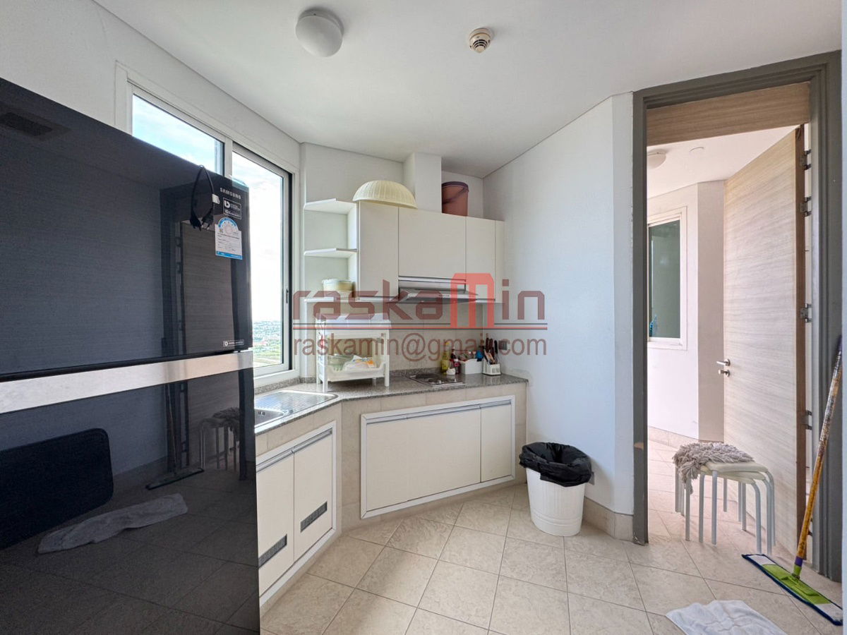 picture For Sale – Spacious 4-Bedroom Condo at Reflection Jomtien - 11/31