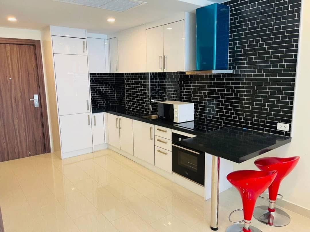 picture Grand Avenue Residence 1big bedroom for yearly rent - 8/12