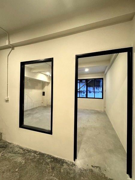 picture For rent 4.5-story commercial building on Sukhumvit Road near Punnawithi BTS Station. 450 sq m, Suitable for offices, showrooms, clinics, or cafes. - 3/5