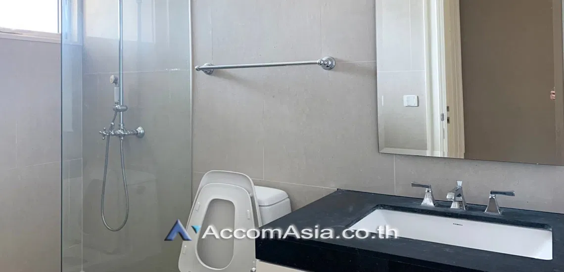 รูป 🔼🔽 AccomA 📩 Big Balcony 2 BR Condominium @Royce Private Residences (AA30096) - รูปที่ 10/13