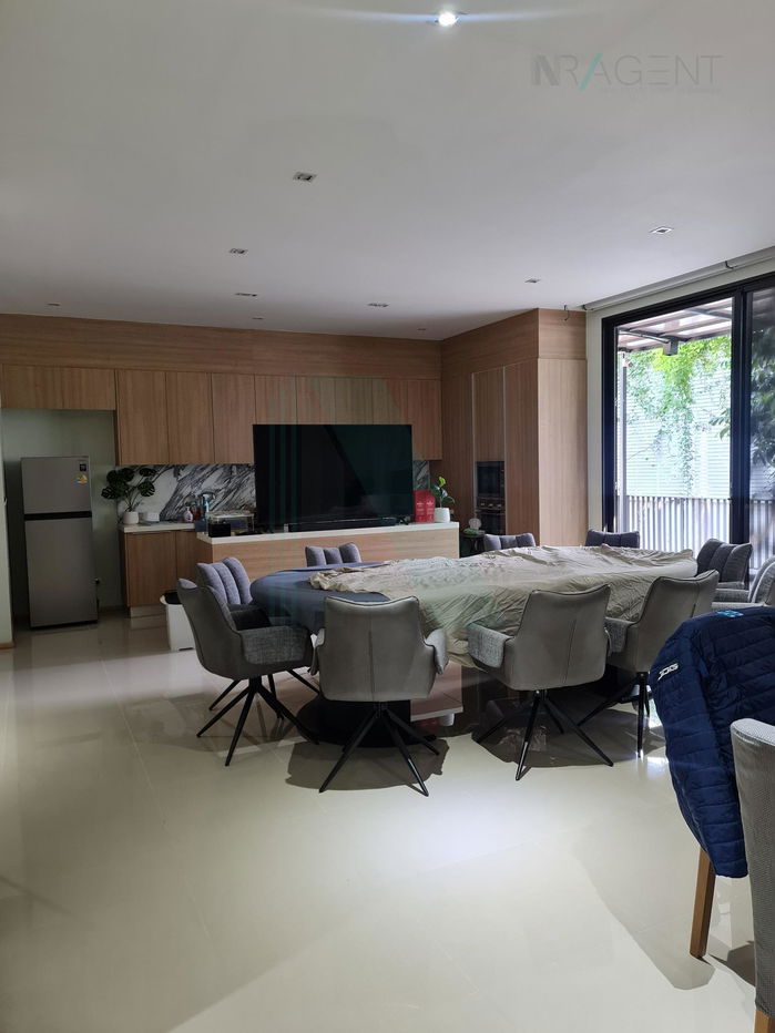 picture For Sell House AQ WELLE 3-story 3 bedroom 4 bathroom - 2/8