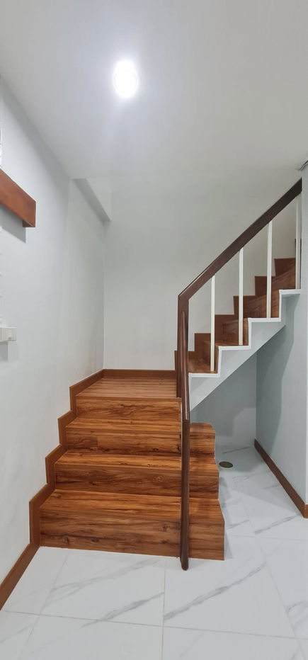 รูป ขายบ้านทาวน์เฮ้าส์ 2 ชั้น รีโนเวทใหม่สไตล์มินิมอล ทำเลรามคำแหง 106 - รูปที่ 18/20