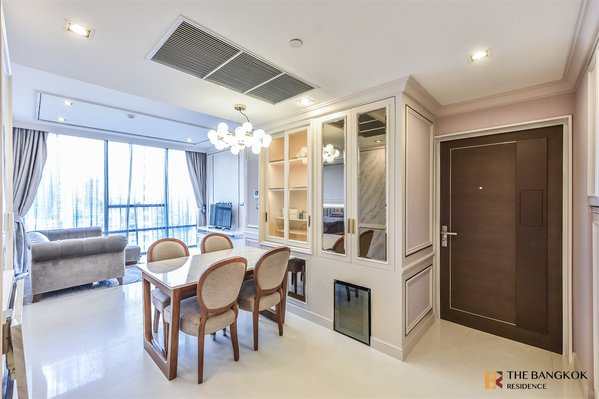 picture Location Near Employment, Surrounded by Lifestyles The Bangkok Sathorn near BTS Surasak - 1/10