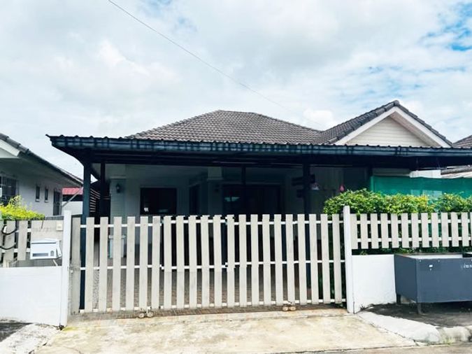 ให้เช่าบ้านเดี่ยวชั้นเดียว 3 ห้องนอน 2 ห้องน้ำ 1 ห้องครัว