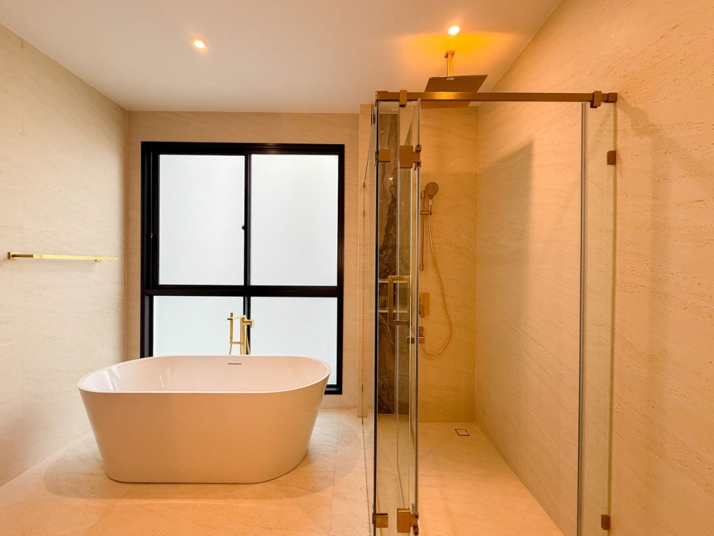 รูป TA8410📲LineID @556ryccg🏛️บ้านหรู 540ตรม 4ห้องนอนใหญ่ 1ห้องแม่บ้าน🏢ลิฟท์🌳Courtyard BuGaan กรุงเทพกรีฑา พร้อมเฟอร์นิเจอร์ ใกล้โรงเรียนนานาชาติ - รูปที่ 29/33