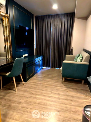 Condos for sale : 1-BR Condo At The Base Sukhumvit 50 Near BTS On Nut (ID 2377884)