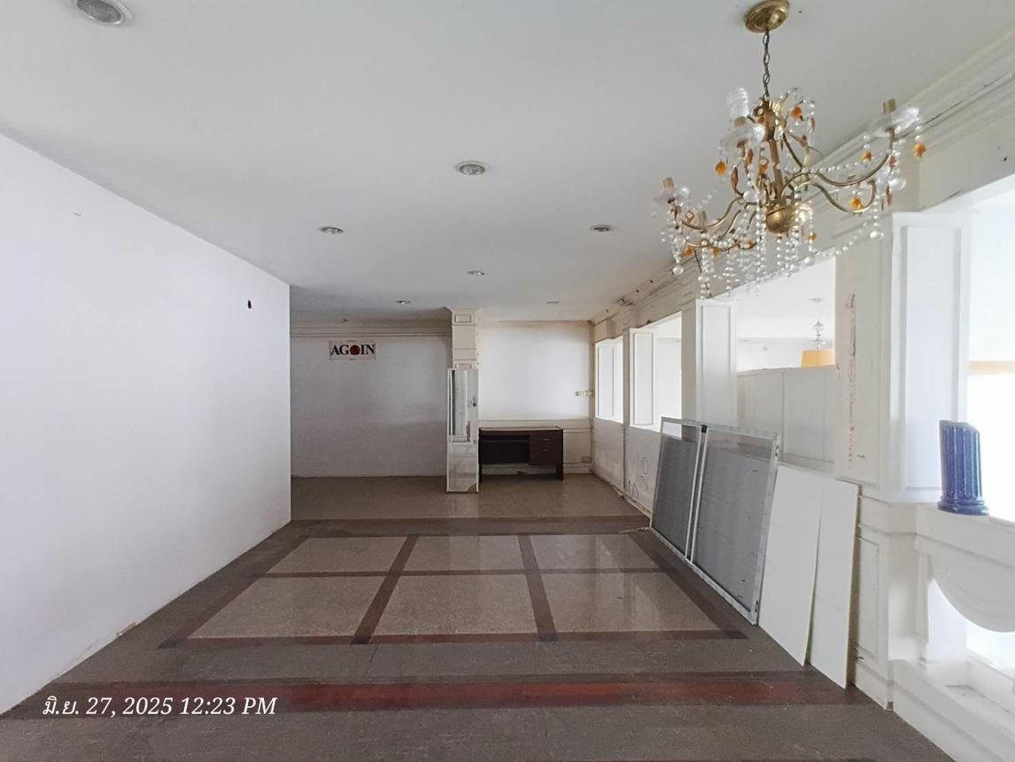 picture SHOP_HOUSE for sale Jom Phon Chatuchak Bangkok - 27/40