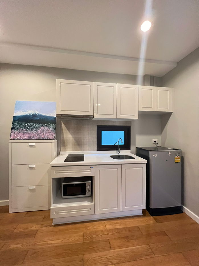 picture Condo Condolette Dwell Sukhumvit 26 near BTS Phrom Phong, fully furnished, complete electrical appliances  - 5/10