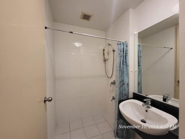 รูป C6274 ให้เช่า  :  คอนโด  เดอะ พาร์คแลนด์ ศรีนครินทร์ เลคไซด์ ( MRT ศรีลาซาล ) 064 665 4666 - รูปที่ 15/21