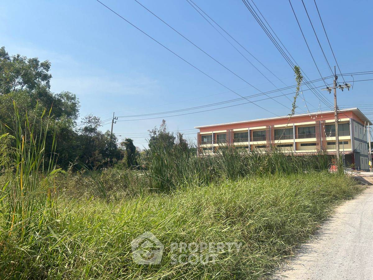 รูป ที่ดินสำหรับปล่อยขาย 3,056 ตารางเมตร แถว ใน หนองเพรางาย (ID 2371647) - รูปที่ 2/3