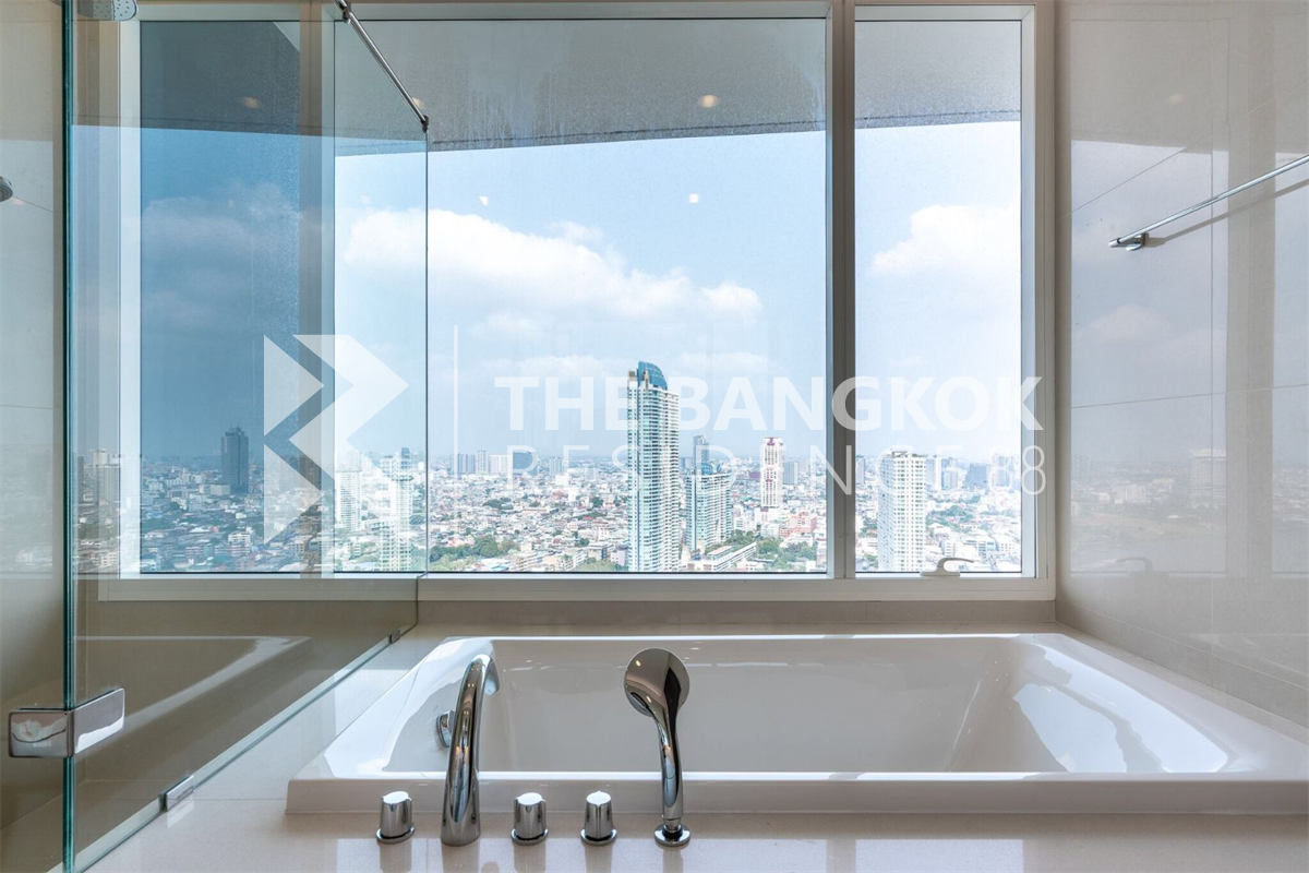 picture The Privilege of Luxury in an Economic Hub Location Menam Residences - 10/10