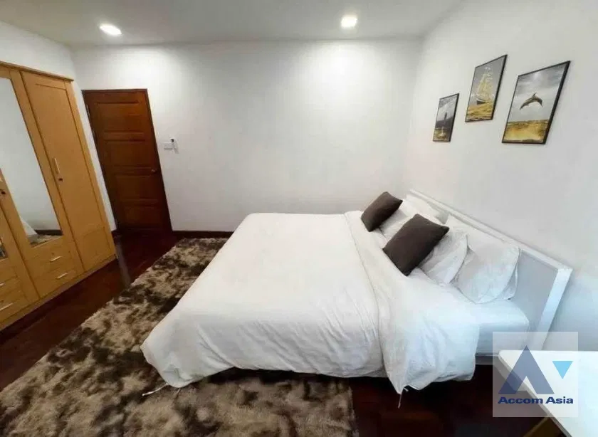 picture 🔼🔽 AccomA 📩 Home Office 5 BR Townhouse @ (AA23504) - 10/17