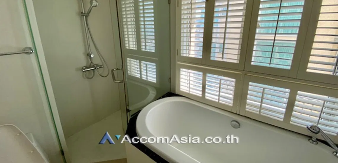 รูป 🔼🔽 AccomA 📩 Big Balcony 2 BR Condominium @Royce Private Residences (AA30096) - รูปที่ 11/13