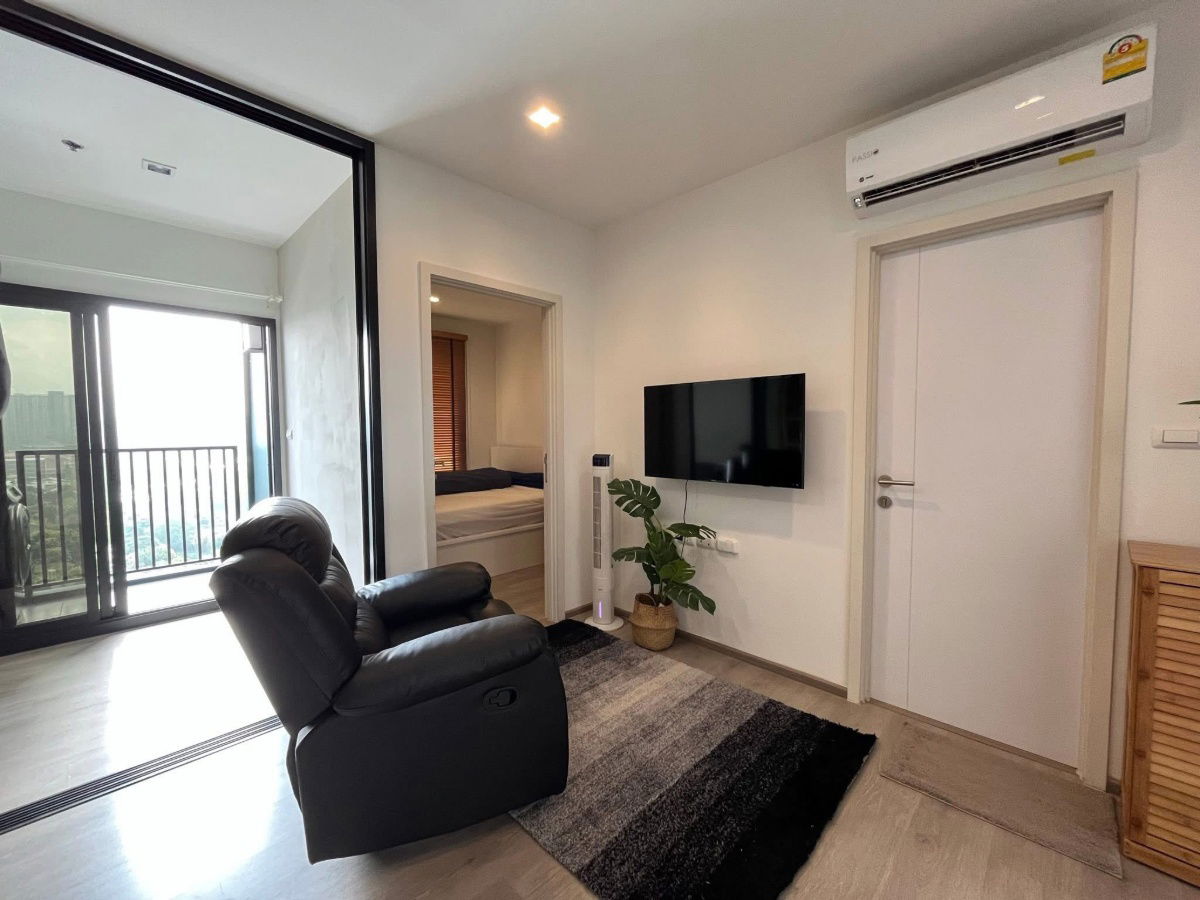 รูป TR_10B28 The Base Phetkasem (เดอะ เบส เพชรเกษม) ห้องว่างให้เช่า Line: @trestate - รูปที่ 1/10