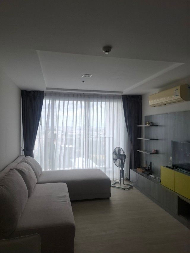 picture Grene Chaengwattana Grene Chaengwattana - 5/10