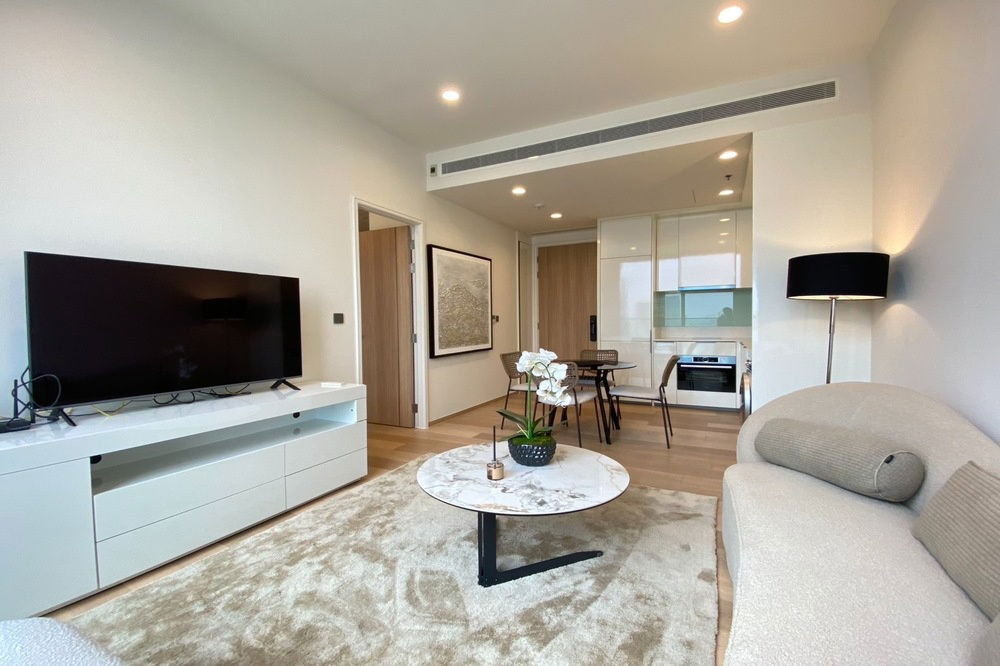 picture For Rent !! Super Luxury project, high floor 22++, city view!! 🔥 Code C20251000086....Anil Sathorn 12, 1 bed, 1 bath, furnished, ready to move in📣📣 - 3/11