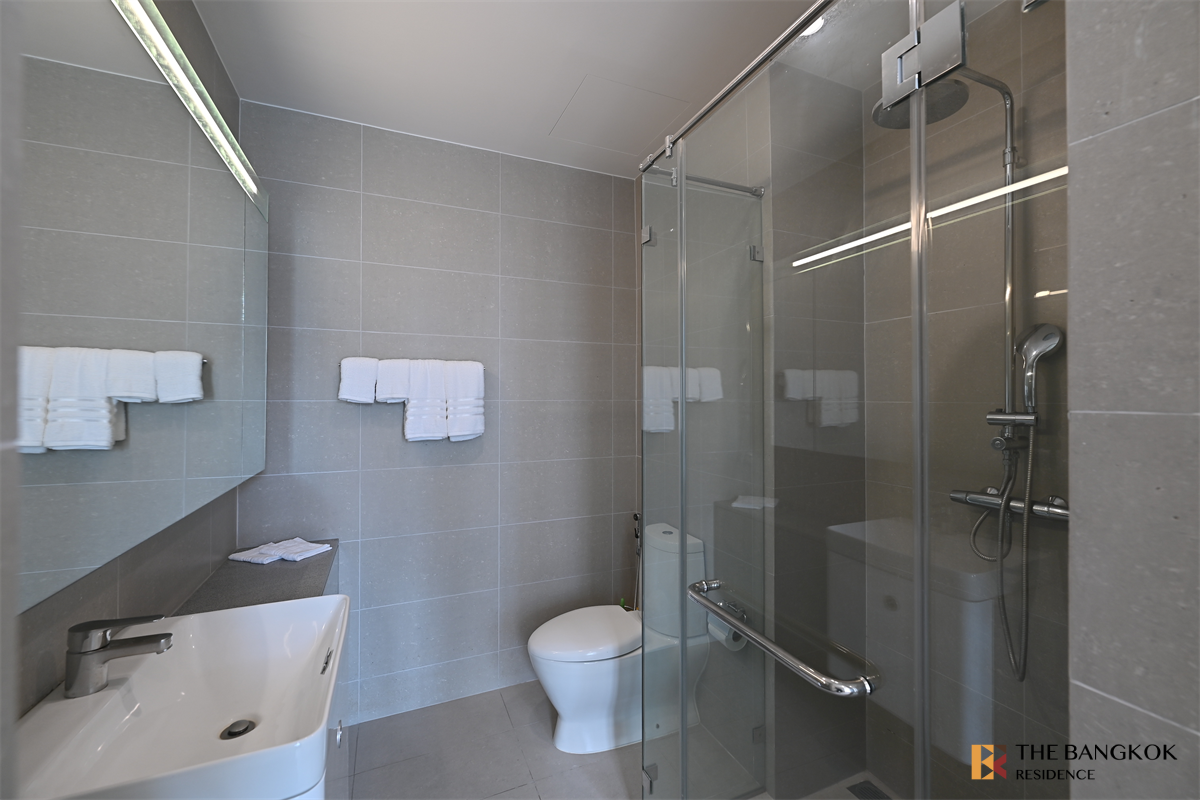 picture Noble Ploenchit Easy Travel, Fully Utilized Space near BTS Phloen Chit - 5/10