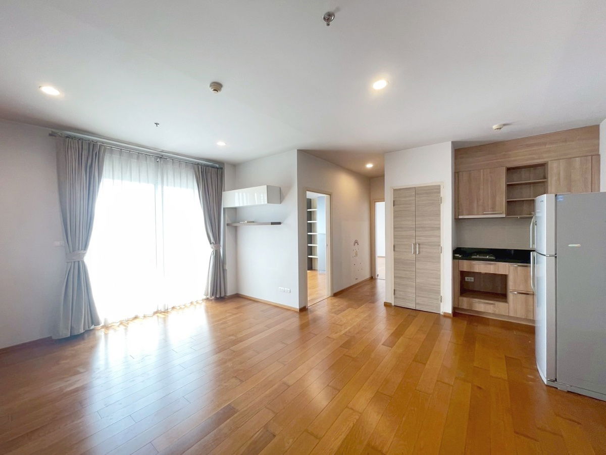 picture 💎Condo for Sale Hive Taksin – Empty Room, Great View, 24th Floor - 10/13