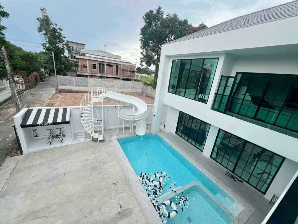 รูป ว่างให้เช่า พลูวิลล่า สไตล์ โมเดิร์น พัทยา - นาจอมเทียน ทำธุรกิจได้ - รูปที่ 16/17