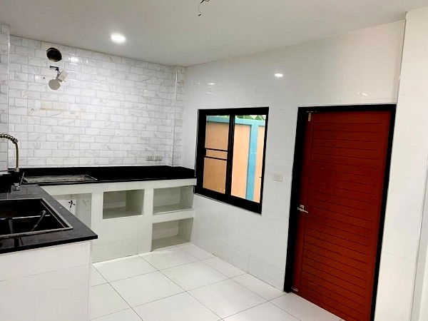 รูป ให้เช่าโฮมออฟฟิศ3ชั้นใกล้เซ็นทรัล พระราม 2  ขนาด350ตรม 5 ห้องนอน3 ห้องน้ำ 1 ห้องครัว 1 ห้องนั่งเล่น - รูปที่ 4/8