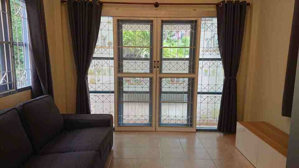 รูป B1023 ให้เช่าบ้านเดี่ยวหมู่บ้านชวนชื่นลาดพร้าวถนนสุคนธสวัสดิ์  - รูปที่ 9/11