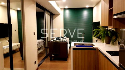 Condos for sale : New Condo in Chidlom for Rent // 1 Bd. Unit with Fully Furnished  Close to BTS-Na Vara Residence