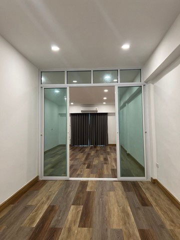 รูป BD1410 อาคารพาณิชย์ให้เช่า สุขุมวิท 95 กรุงเทพมหานคร - รูปที่ 4/8