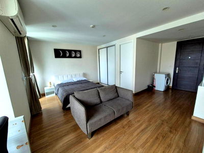 Condos for rent 700 Year Sports Arena Chiang Mai : The Nimmana condo for rent ! in nimman raod soi 6  : Tel. +66823899314 (Boo)