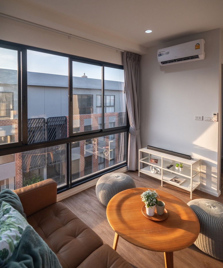 picture ðšðšBritton LatPrao 41 ðšðš Luxurious home office decorated in a loft style. - 3/9