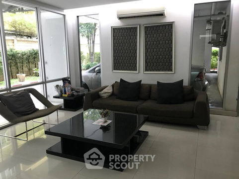 2-BR Condo at My Condo Sukhumvit 81 near BTS On Nut (ID 886175)