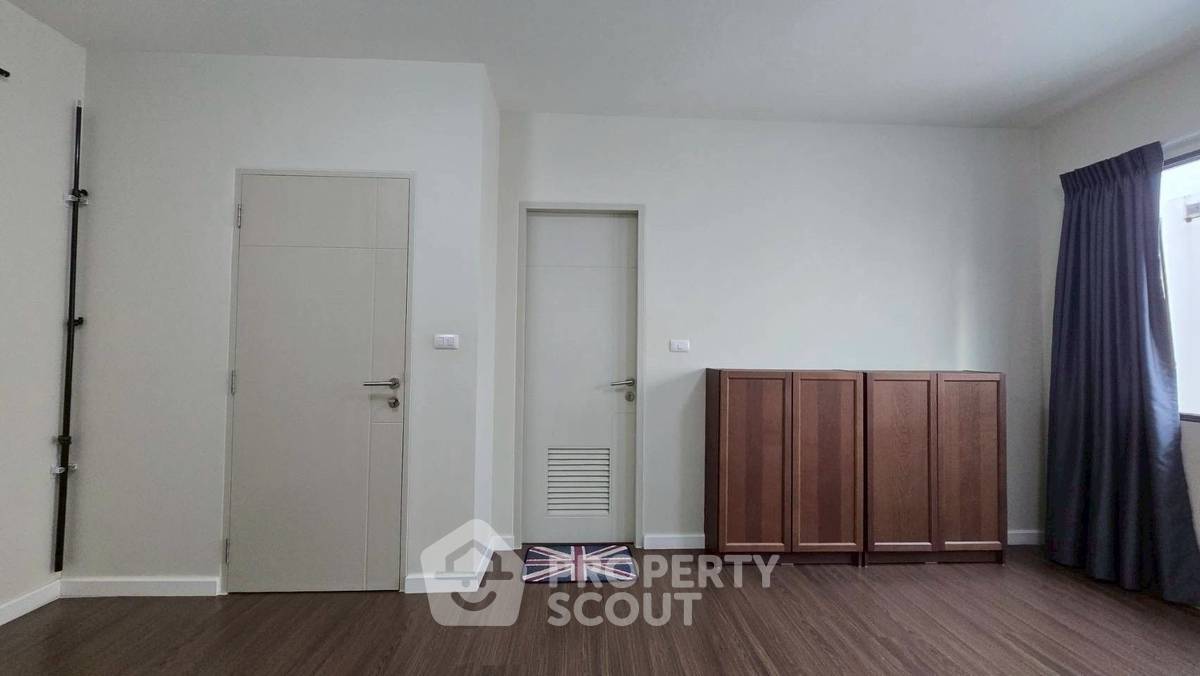 รูป ทาวน์เฮาท์ 3-ห้องนอน ที่ ทาวน์ อเวนิว เมิร์จ รัตนาธิเบศร์ ใกล้ MRT สามแยกบางใหญ่ (ID 2376108) - รูปที่ 6/14