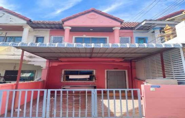 ขายทาวน์เฮ้าส์ พร้อมผู้เช่า 2 ชั้น หมู่บ้านทิพย์มงคล ราคาพิเศษ!17 ตรว 2 ชั้น