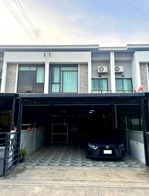 เช่าทาวน์โฮม โรงเรียนนวมินทราชินูทิศ เบญจมราชาลัย : T 1448 ให้เช่า ทาวน์โฮม 2 ชั้น ม.Pleno รามอินทรา-วงแหวน บ้านสวยสภาพดี เฟอร์นิเจอร์ครบ ราคา 14,000 บาท