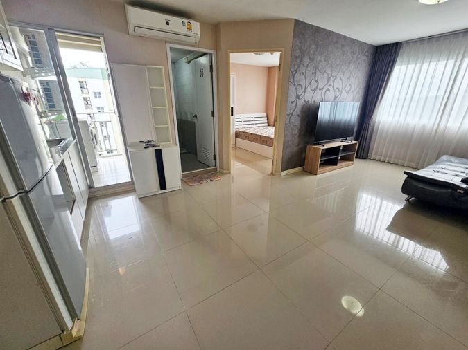 ให้เช่า ลุมพินี คอนโดทาวน์ บดินทร์เดชา - รามคำแหง ห้องมุม พร้อมอยู่