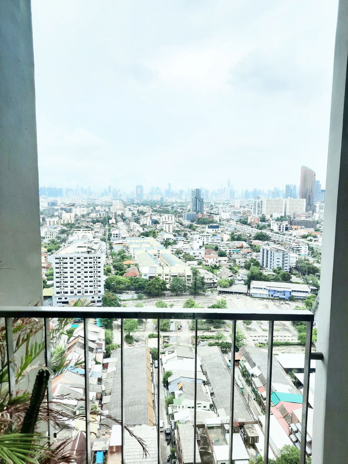 picture Room for Rent 19,000 per month (contact 1 year)  - 7/10