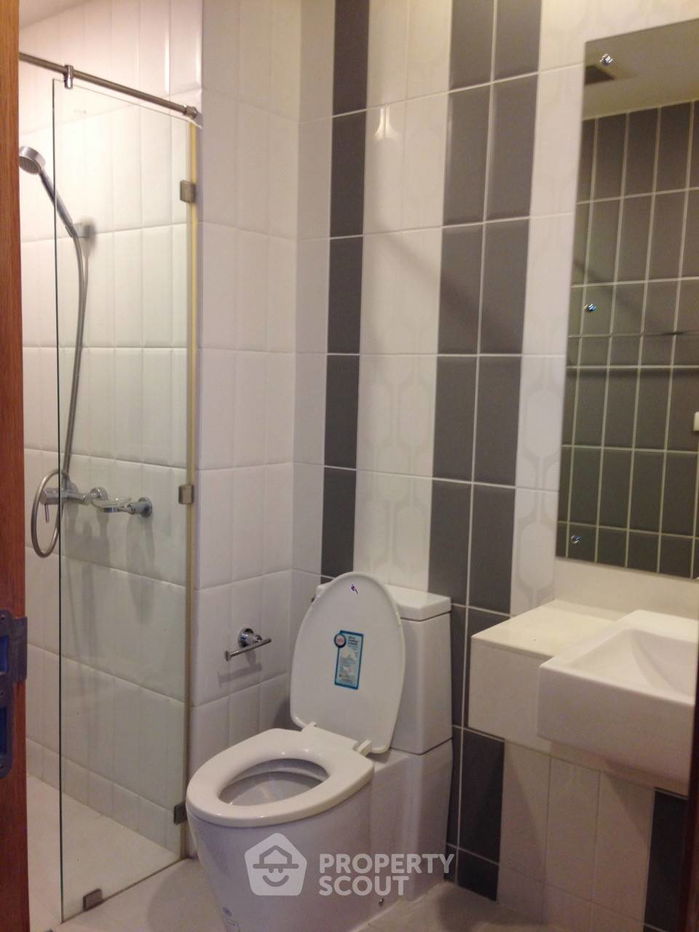 picture 2-BR Condo at Circle Condominium near MRT Phetchaburi (ID 514477) - 11/16