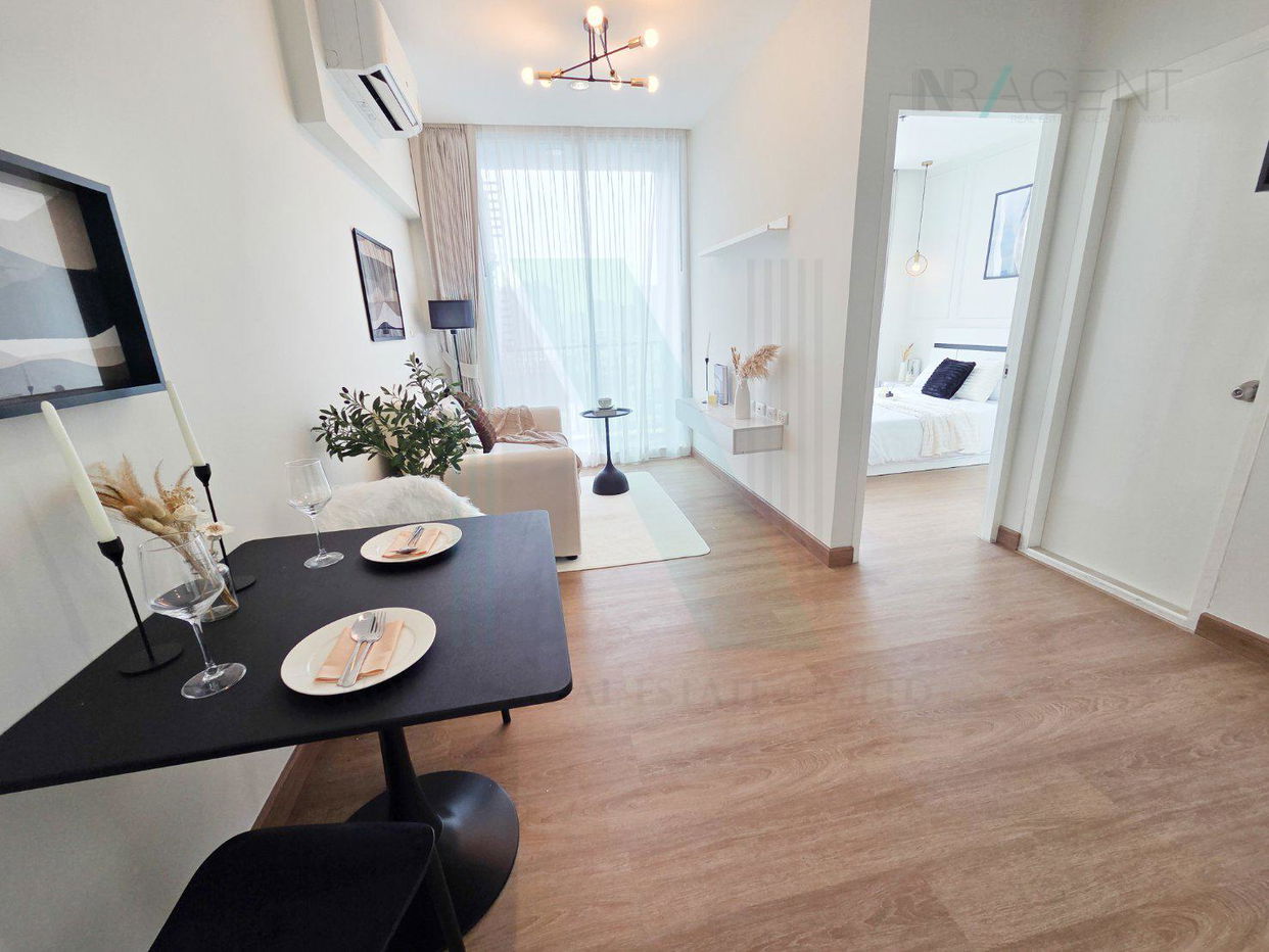 picture For Sell Condo CHEWATHAI RAMKAMHAENG Building 1, Floor 16,1 bed room, Room size 30 sqm - 1/8