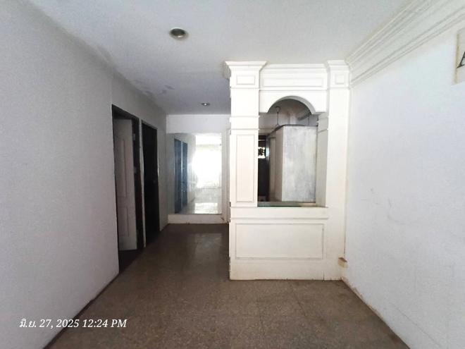 picture SHOP_HOUSE for sale Jom Phon Chatuchak Bangkok - 10/40