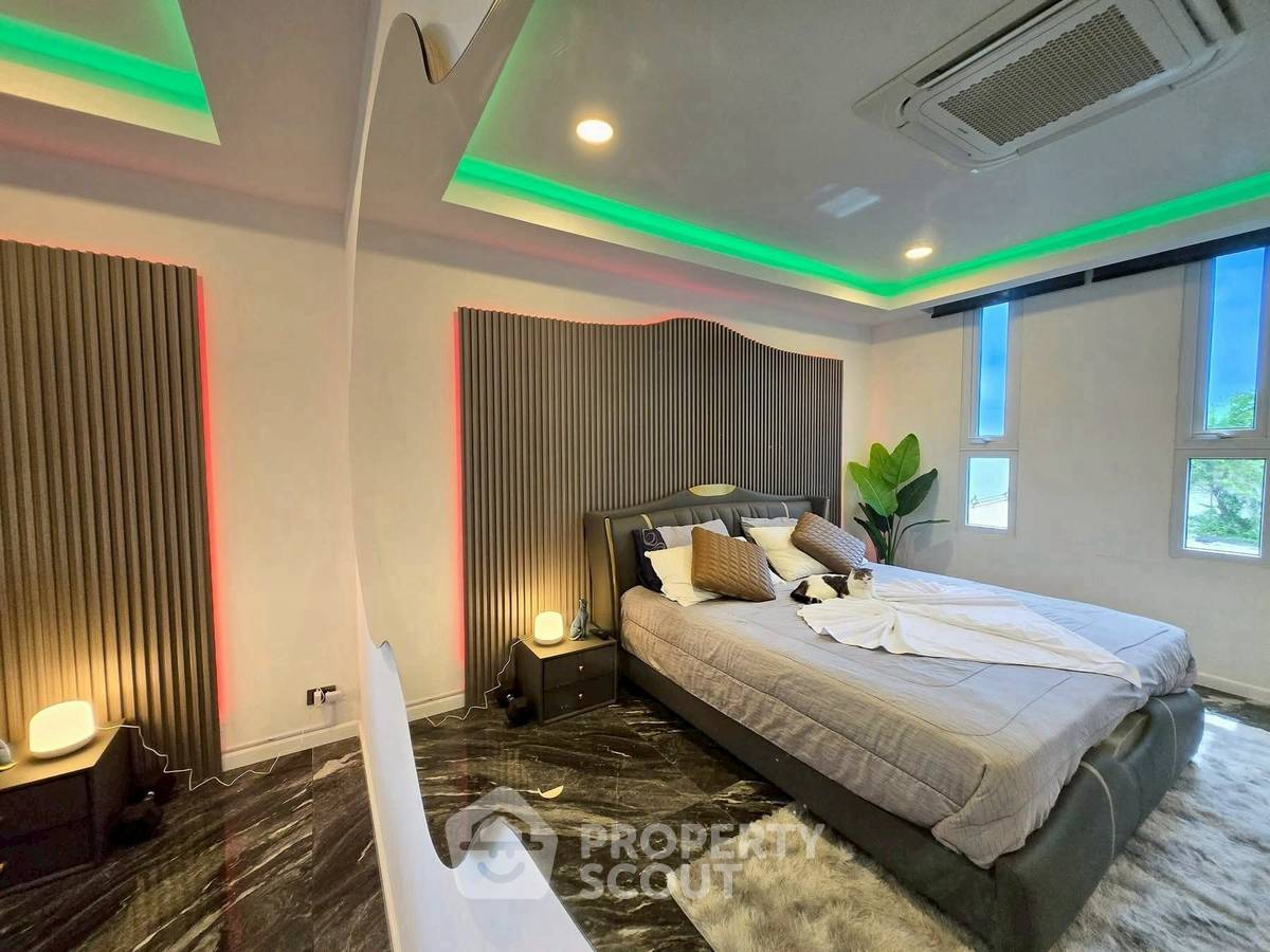 รูป คอนโด 3-ห้องนอน ที่ มัสเซลลาน่า ใกล้ เมืองพัทยา (ID 2379944) - รูปที่ 16/20