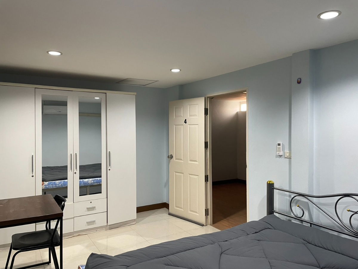 รูป ขาย ทาวน์เฮ้าส์ 3ชั้น ประชาราษฎร์บำเพ็ญ16, ห้วยขวาง ใกล้ MRT, BigC, Lotus  - รูปที่ 7/10