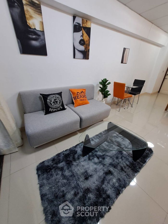 รูป คอนโด 2-ห้องนอน ที่ ทองหล่อ ทาวเวอร์ คอนโดมิเนียม ใกล้ BTS ทองหล่อ (ID 2379757) - รูปที่ 3/8