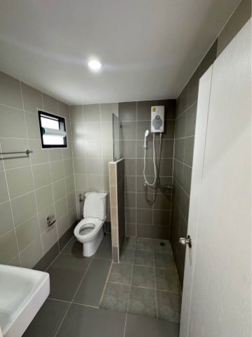 รูป ให้เช่าบ้านเดี่ยวสองชั้น  4 ห้องนอน 4 ห้องน้ำ 1  ห้องครัว  2  ที่จอดรถ - รูปที่ 10/21