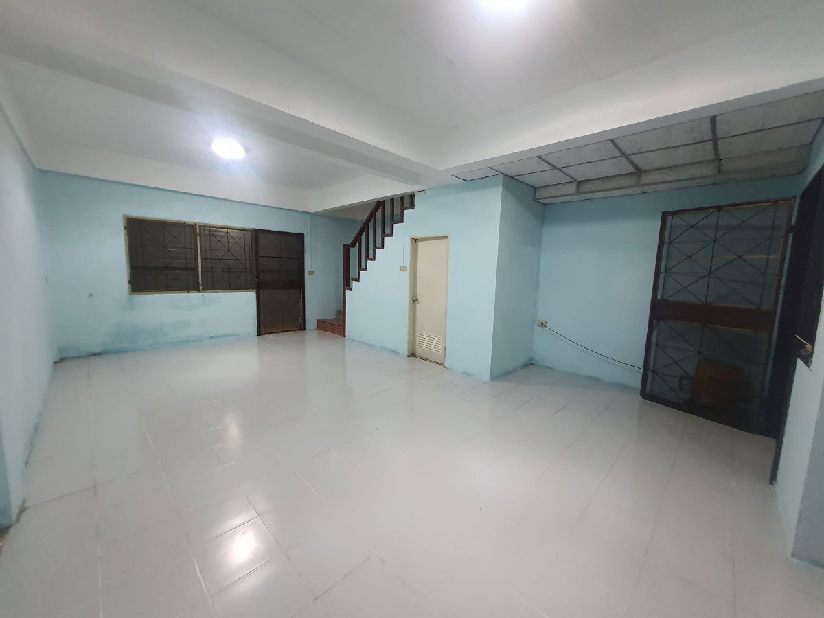 รูป ให้เช่าบ้านทาวน์เฮ้า 2 ชั้น ซอยท่าอิฐ หมู่บ้านร่มรื่นวิลล์ 2 ใกล้ MRT ไทรม้า - รูปที่ 3/14