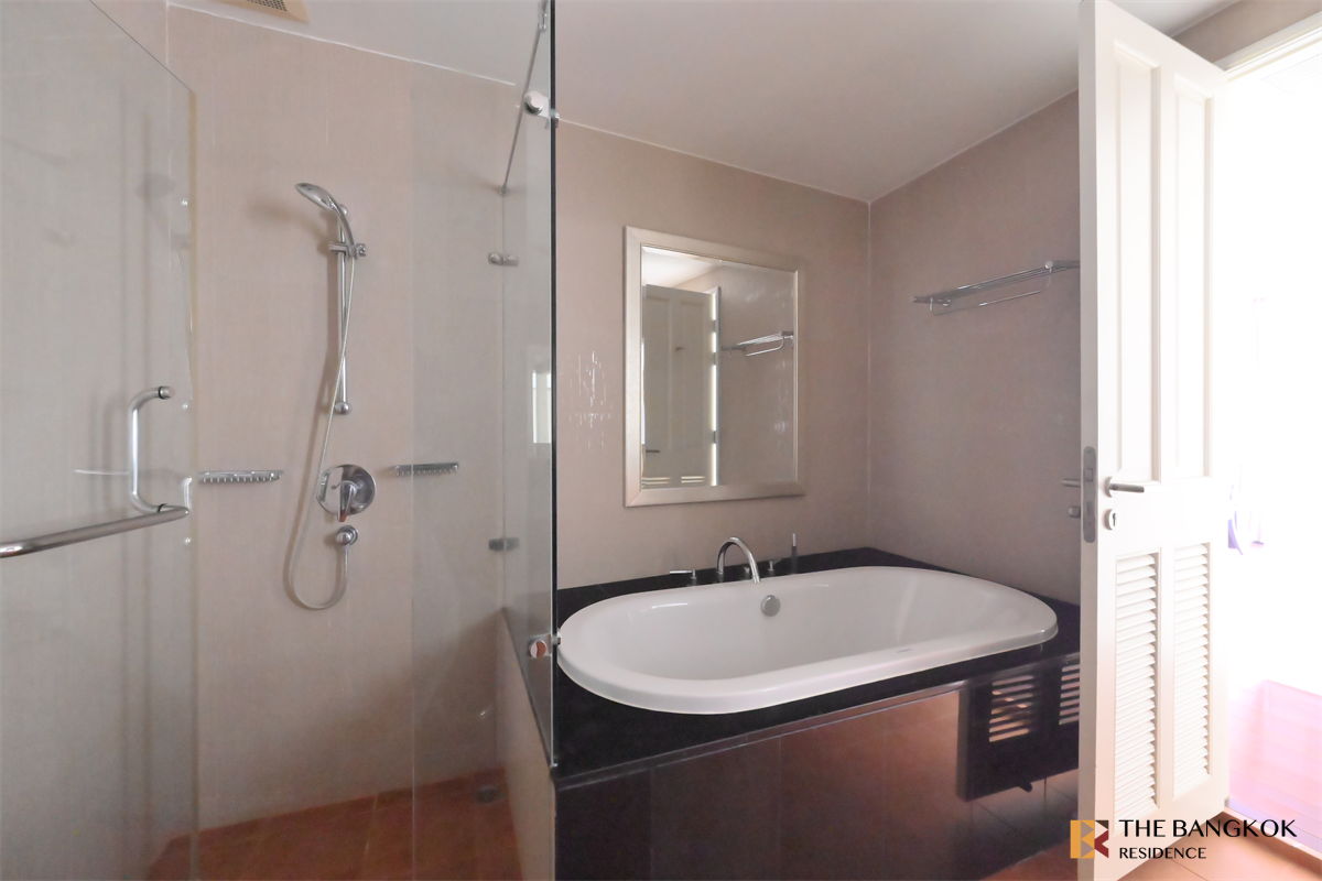 picture Don’t miss out!! Rare units Baan Rajprasong near BTS Ratchadamri - 5/10