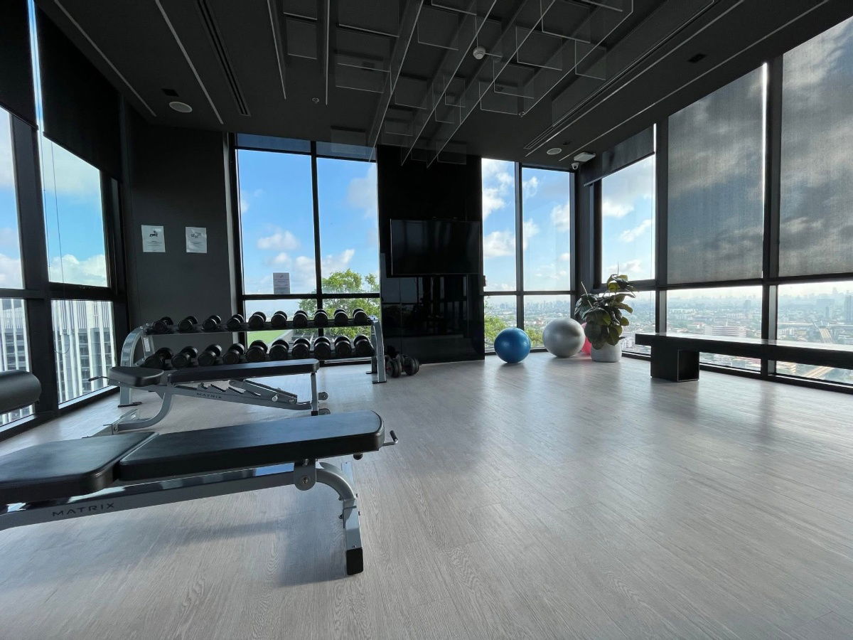 picture Code: KJ9384  for rent The Base Phetkasem 48 // Line ID: @kjcondo (with @) // - 14/19