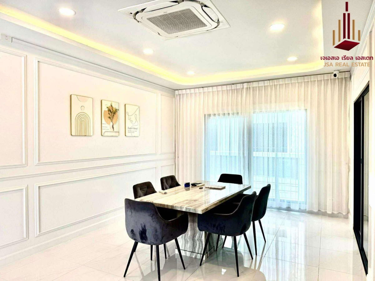 picture ✨ For Rent: The City Bangna ✨    💰 Only 150,000 THB/month - 4/9